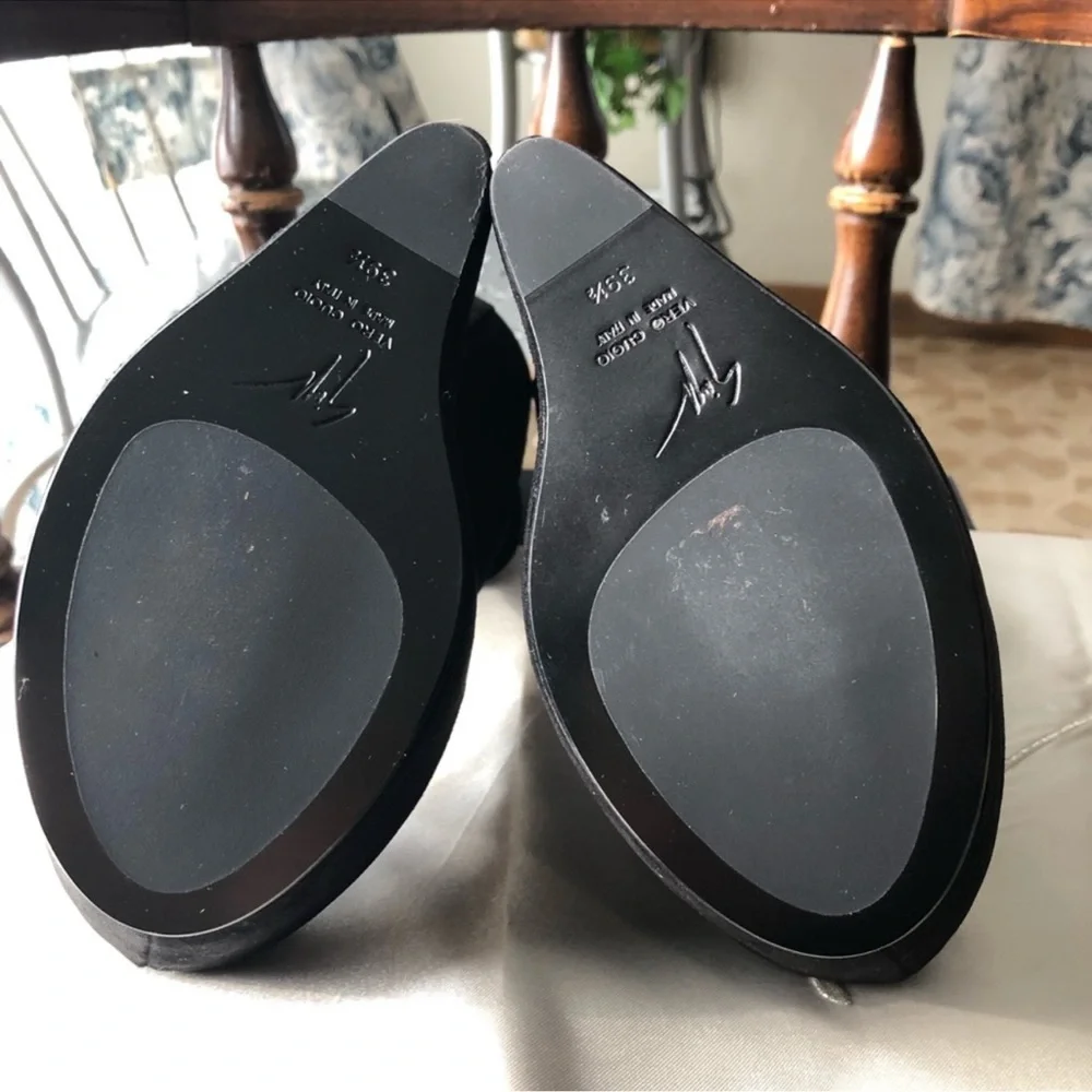Giuseppe Zanotti Sculpted Wedges 39.5 NIB